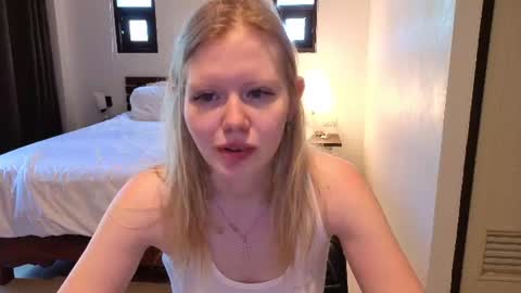 Wendy online show from June 14, 3:19 am