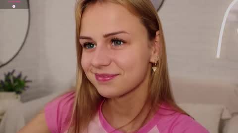 Im Wendy online show from October 16, 9:27 pm