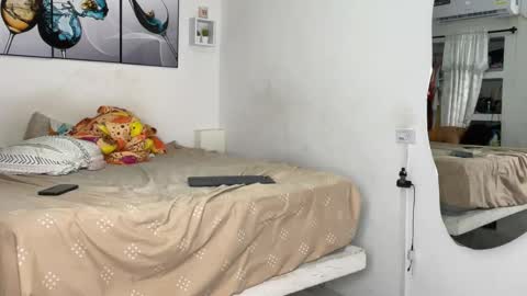 Wendy Alex online show from September 12, 2:11 am