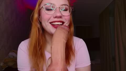 Snapshot of wendy_cherryy chatting on October 30, 4:08 pm Wendy online show from October 30, 4:08 pm