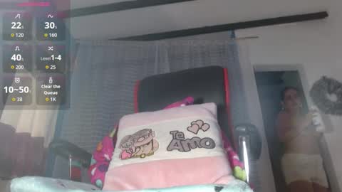 Snapshot of wendy_rivera chatting on October 26, 11:16 am Wendy online show from October 26, 11:16 am