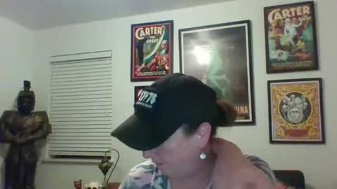 WendyCU online show from December 27, 4:04 am