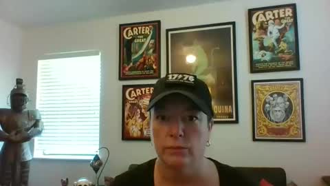 Snapshot of wendycu chatting on April 22, 7:59 pm WendyCU online show from April 22, 7:59 pm