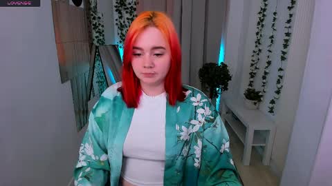 Snapshot of wendyycandy chatting on April 10, 9:19 pm wendyycandy online show from April 10, 9:19 pm