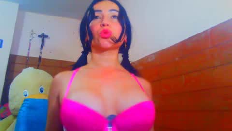 TaTis online show from January 31, 7:08 pm