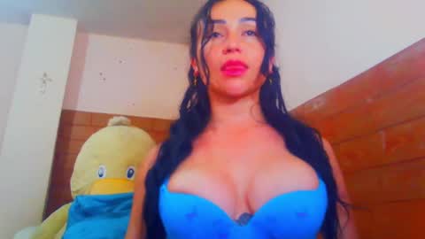 TaTis online show from February 7, 8:53 pm