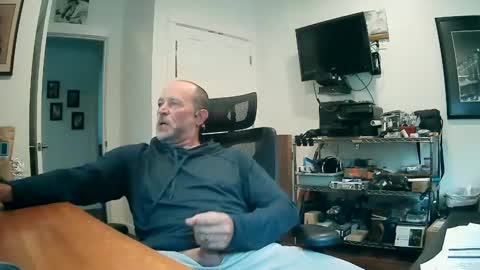 weseeyouwatching online show from October 8, 8:28 pm