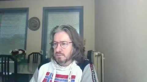 wesh wesh online show from December 23, 8:45 am