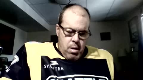 westcoasthockeyplayer online show from June 16, 11:18 pm