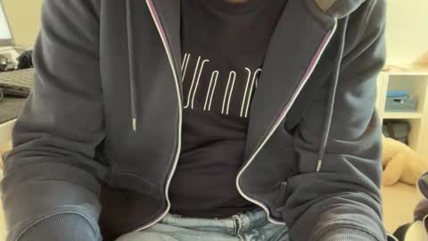 wet_adidasboy online show from September 18, 8:16 am