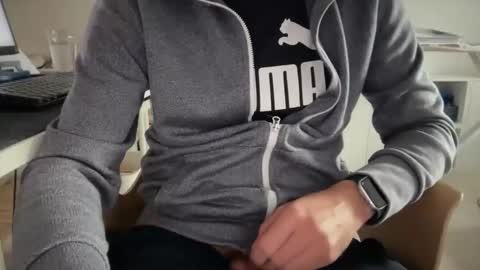 wet_adidasboy online show from October 29, 9:22 am