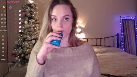 Lana online show from December 16, 3:22 pm