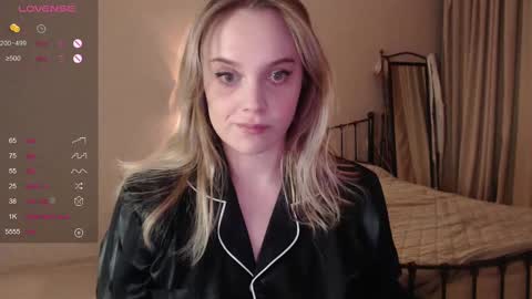 Lana online show from February 27, 3:48 pm