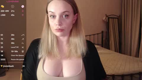 Lana online show from March 12, 5:07 pm