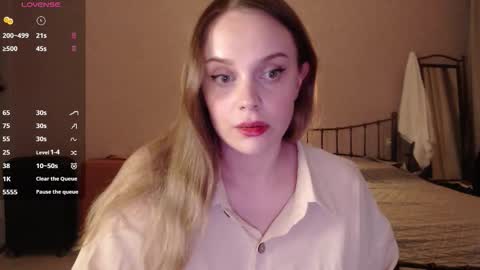 Lana online show from September 15, 3:34 pm
