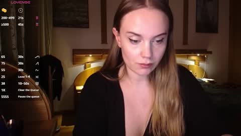 Lana online show from December 4, 9:12 pm