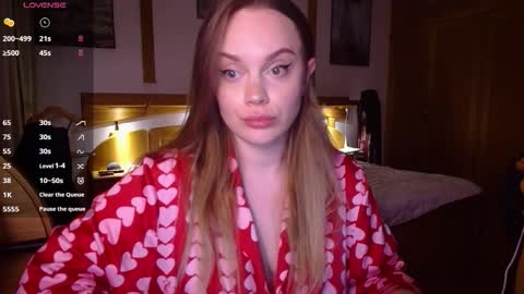 Lana online show from February 19, 6:59 pm