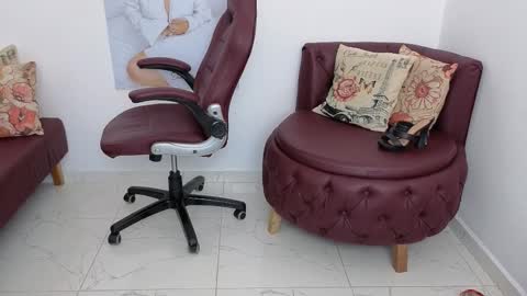 Snapshot of wet_liss chatting on September 21, 8:32 pm Diva online show from September 21, 8:32 pm