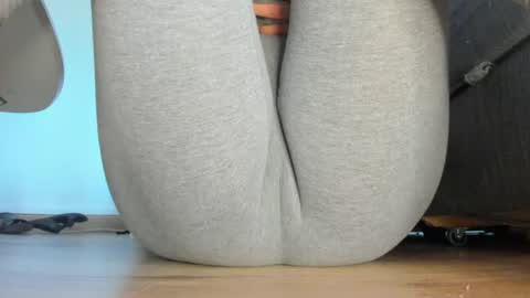 wet_pants2022 online show from July 22, 5:38 pm