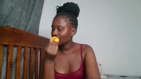 wet_pussieyy online show from July 4, 6:58 pm