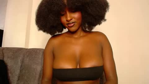 Macey online show from February 6, 12:05 pm