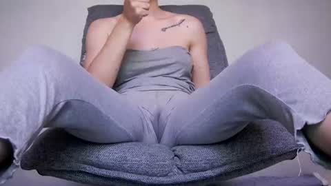 Beatrice Moan from LovenseWet from Tip MenuOpen for Private online show from June 22, 9:34 pm