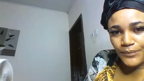 Snapshot of wetdripbitch chatting on January 10, 7:15 pm wetdrippusy online show from January 10, 7:15 pm
