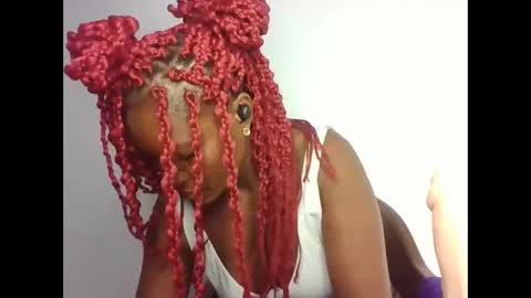 wetdripping_pussie7 online show from March 25, 6:36 pm