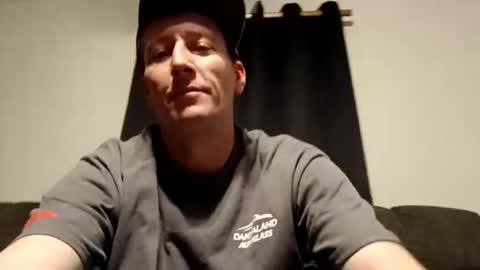 wetduck77777 online show from December 14, 8:30 am