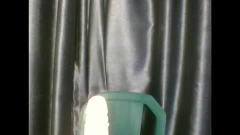 Snapshot of wetfatpussy_ chatting on November 29, 6:44 pm wetfatpussy_ online show from November 29, 6:44 pm