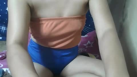 wetfussy_4u online show from October 25, 1:07 pm