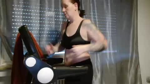 Wetgerman online show from December 11, 10:36 am