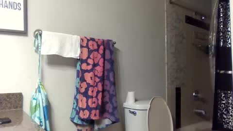 Kylie online show from January 8, 1:21 am