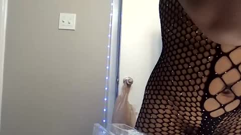 Kylie online show from October 11, 7:18 am