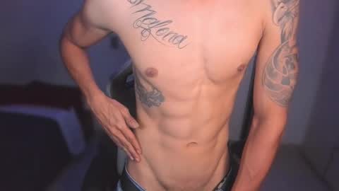 Snapshot of wexx_ chatting on February 20, 6:26 am wex online show from February 20, 6:26 am