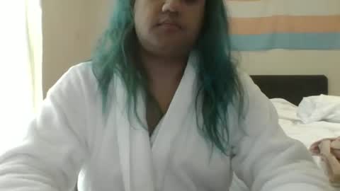 whale8 online show from September 28, 8:42 am