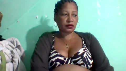 Snapshot of wharda chatting on June 12, 8:13 am wharda online show from June 12, 8:13 am