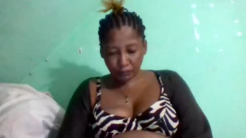 Snapshot of wharda chatting on June 13, 9:07 am wharda online show from June 13, 9:07 am