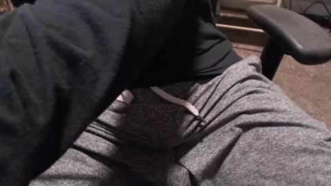 Snapshot of what_u_crave chatting on December 23, 7:28 am what do we all crave online show from December 23, 7:28 am