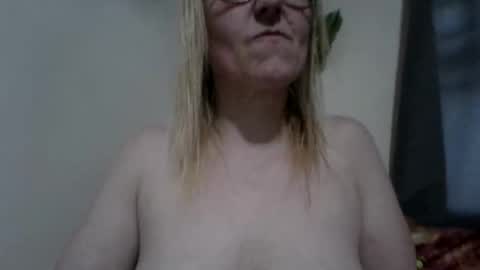 whatthefrick0355 online show from November 17, 9:31 pm