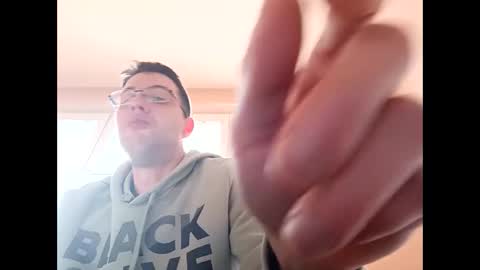 stoffy online show from January 24, 10:11 am