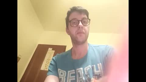 Snapshot of whatwouldyouliketosee chatting on March 15, 8:48 pm stoffy online show from March 15, 8:48 pm