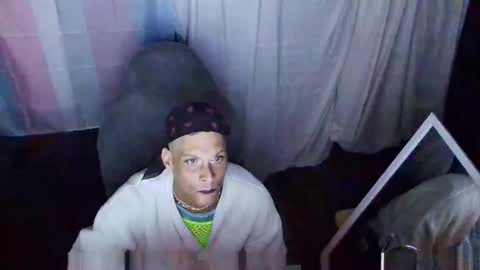 Snapshot of whimsicaljoy chatting on November 9, 11:36 pm whimsicaljoy online show from November 9, 11:36 pm