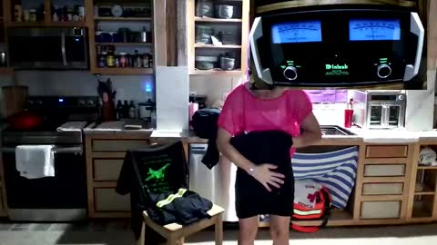 Snapshot of whimsicaljoy chatting on November 25, 11:05 pm whimsicaljoy online show from November 25, 11:05 pm