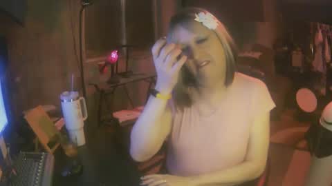 Snapshot of whisperlace chatting on January 25, 9:15 am Whisper online show from January 25, 9:15 am