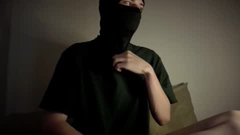 whispero_o online show from November 9, 7:28 am