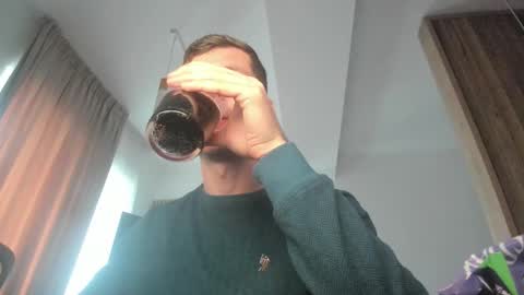 Snapshot of whisperoflust chatting on November 9, 9:18 am Michael online show from November 9, 9:18 am