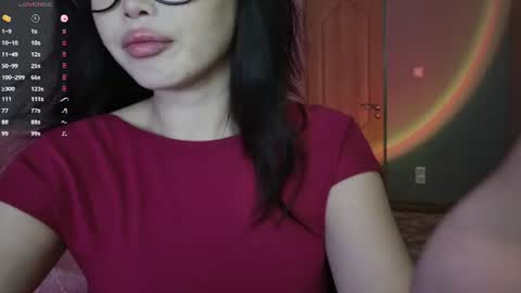 whispersofdarsy online show from July 31, 7:35 pm