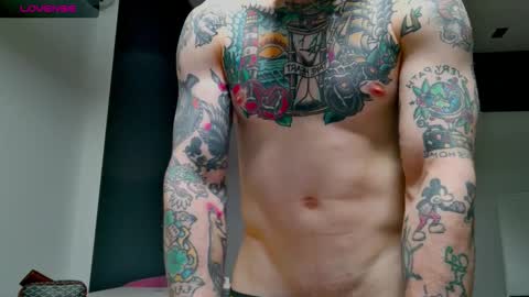 Max online show from October 20, 2:45 am