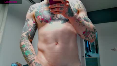 Max online show from October 21, 12:17 pm